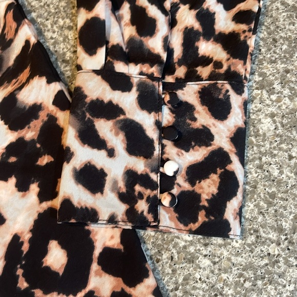 Limited Leopard Print Long Sleeve Top - Picture 3 of 5
